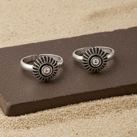 Oxidized Sterling Silver Sunburst Toe Ring - Zirak Silver