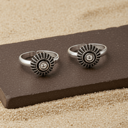 Oxidized Sterling Silver Sunburst Toe Ring - Zirak Silver