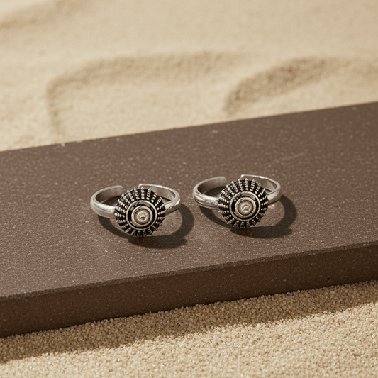Oxidized Sterling Silver Sunburst Toe Ring - Zirak Silver