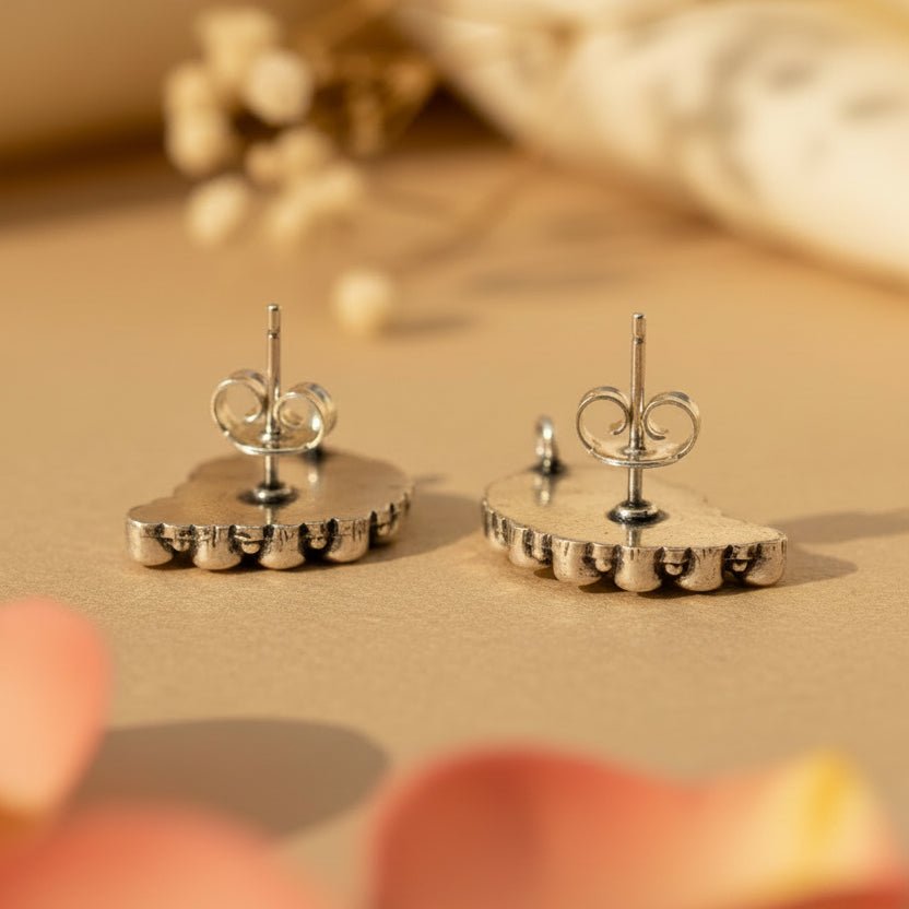 Panna Paisley Stud Earrings - Zirak Silver