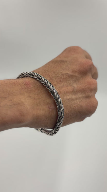Mahi Bracelet – Oxidised 925 Silver Fish Tail Dotted Link Bracelet
