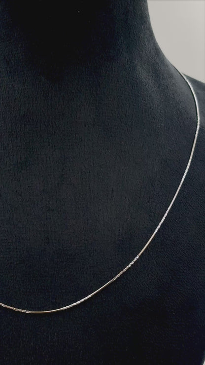 Sleek Box Silver Chain – Lightweight 925 Sterling Chain Necklace