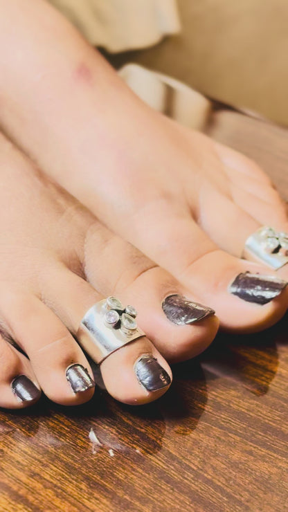 Chandni Wide Toe Rings (Large)