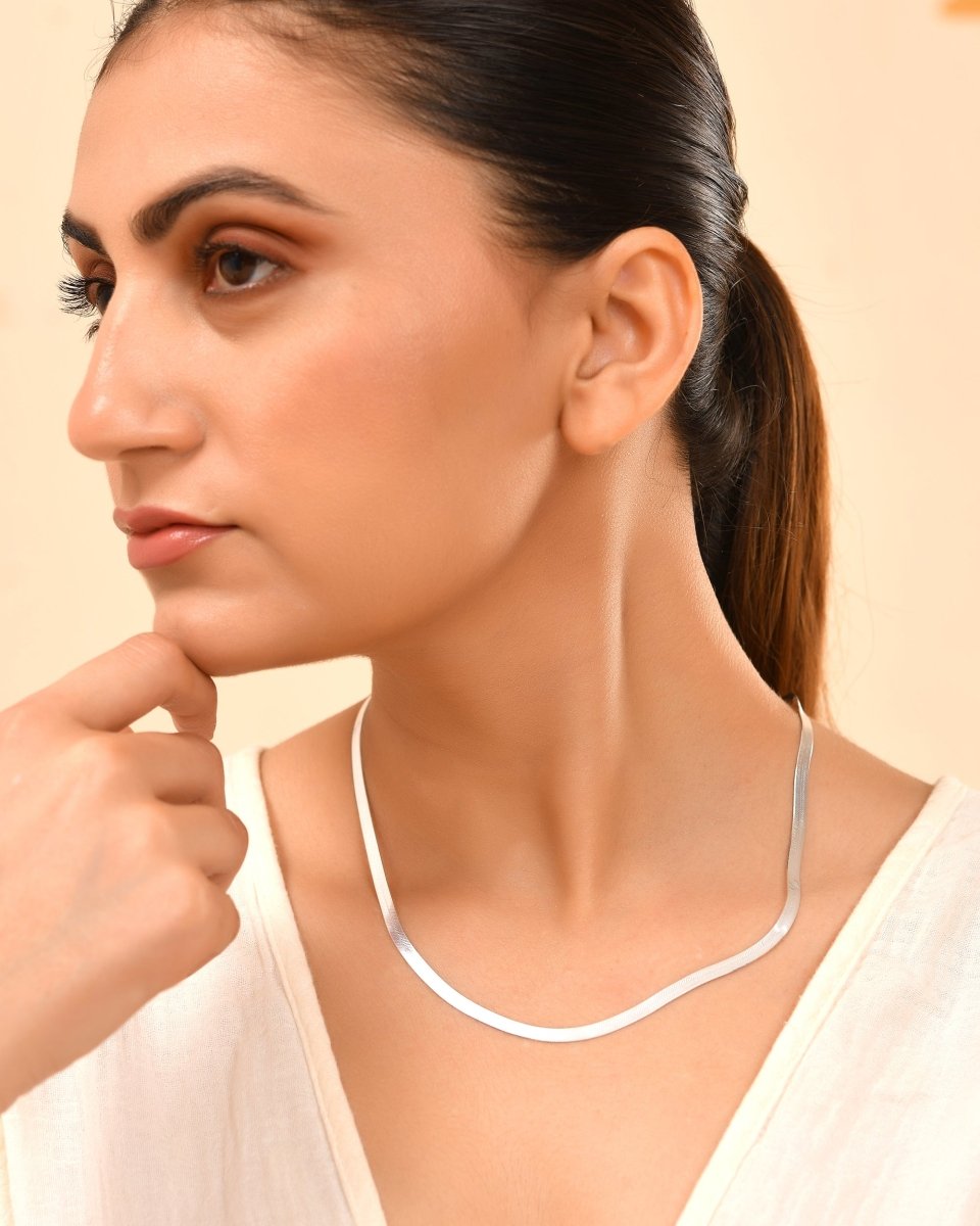 Riya Flat Silver Herringbone Chain - Zirak Silver