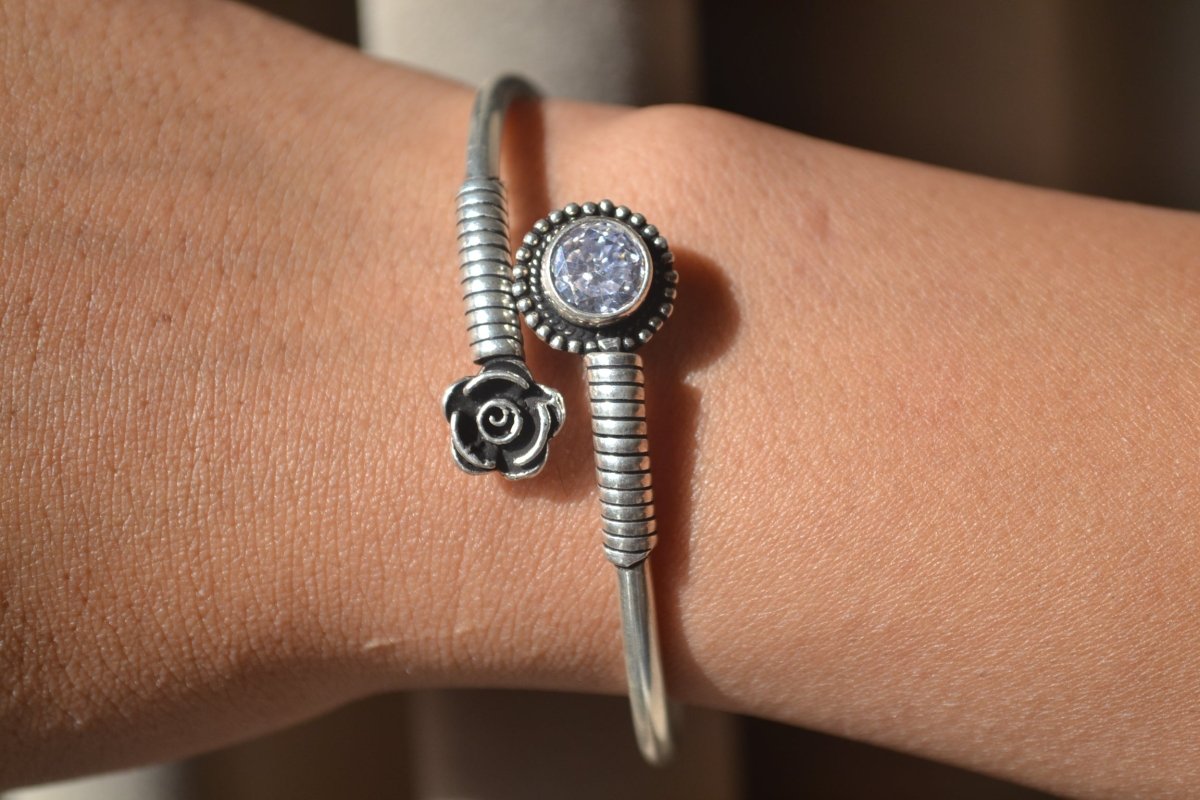 Roohani Bracelet – Oxidised 925 Silver Rose and Solitaire Zircon Cuff - Zirak Silver