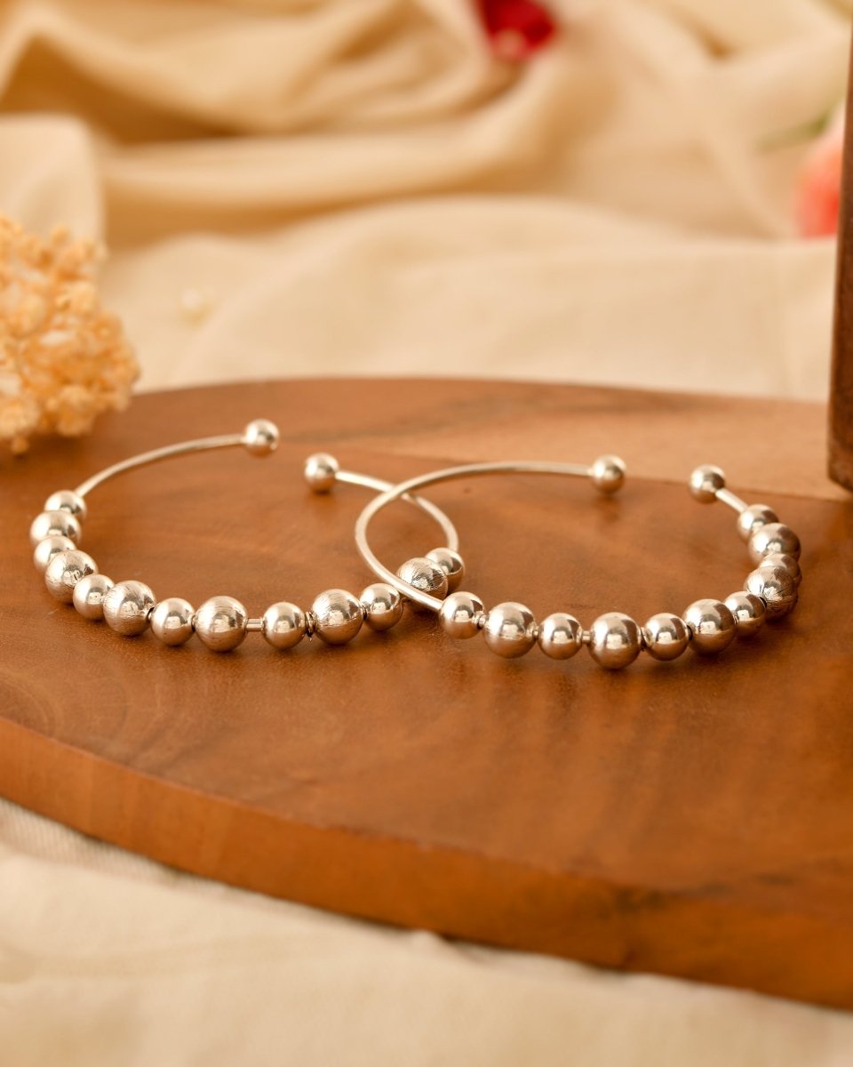 Sia Minimalist Beaded Silver Cuff - Zirak Silver
