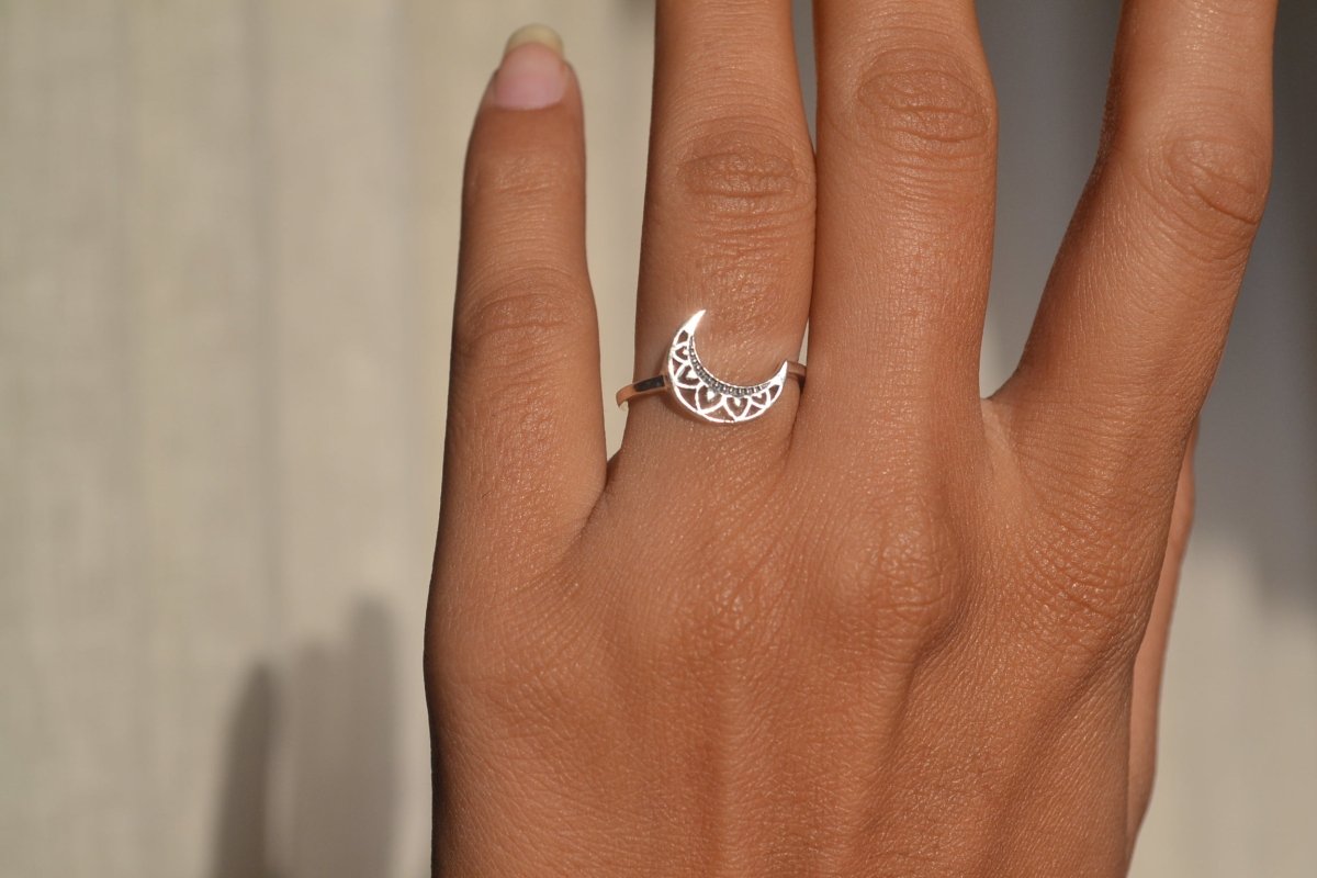 Sterling Silver Crescent Moon Filigree Ring - Zirak Silver