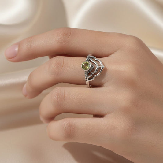 Verdant Temple Peridot Ring - Zirak Silver