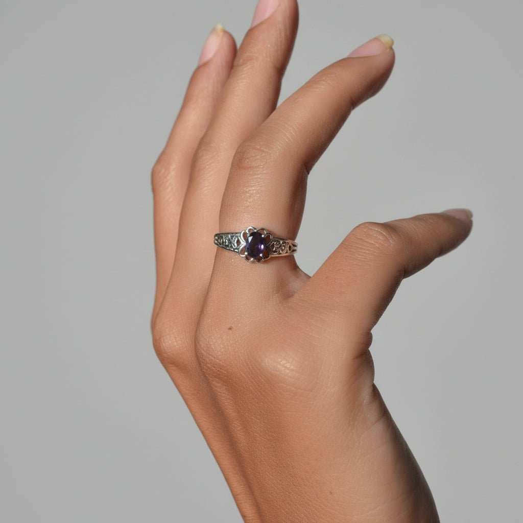 Vintage Floral Iolite Ring - Zirak Silver
