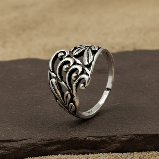 Vintage Floral Swirl Silver Ring - Zirak Silver