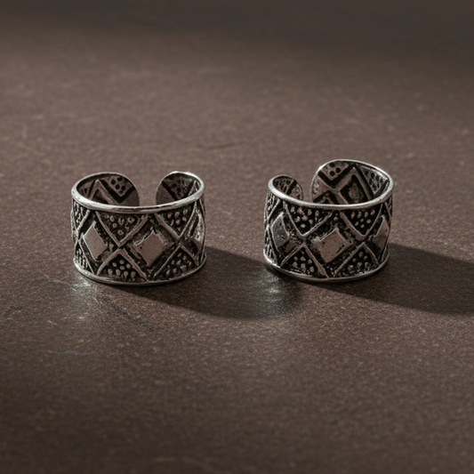Vintage Tribal Pattern Adjustable 925 Silver Ear Cuff - Zirak Silver