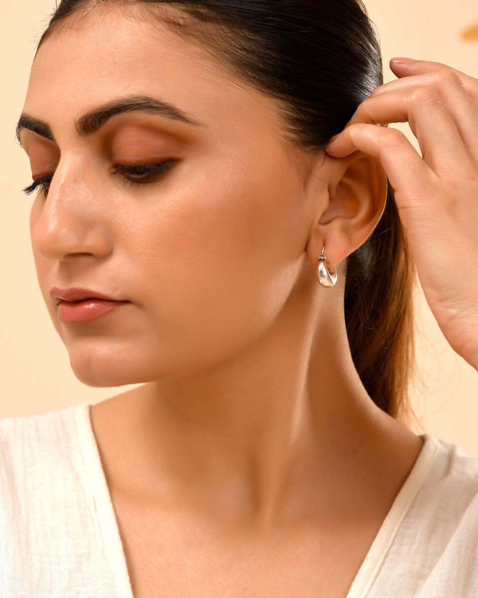 Zoya Chunky Silver Crescent Hoops - Zirak Silver